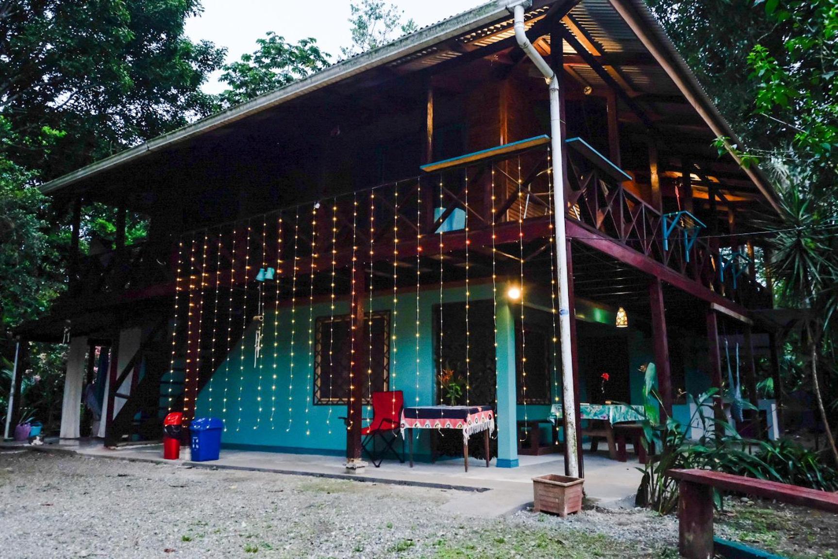 Casa Aldirica Hotel Cahuita Bagian luar foto